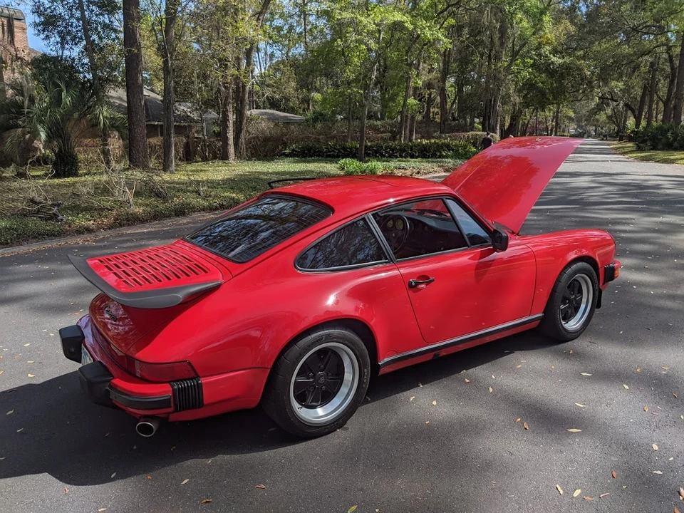 1988 Porsche 911 Carrera 3.2 - Image 25 of 31