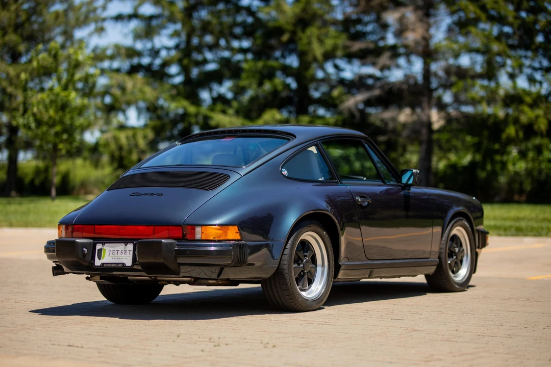 1988 Porsche 911 Carrera 3.2 - Image 13 of 31