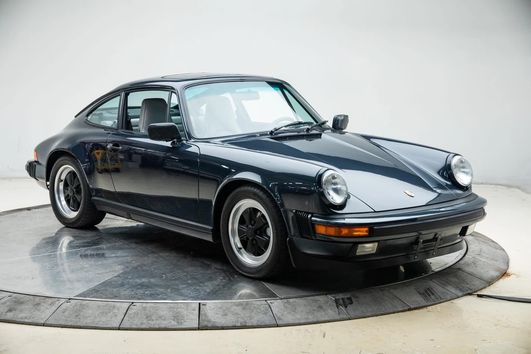 1988 Porsche 911 Carrera 3.2 - Image 4 of 31