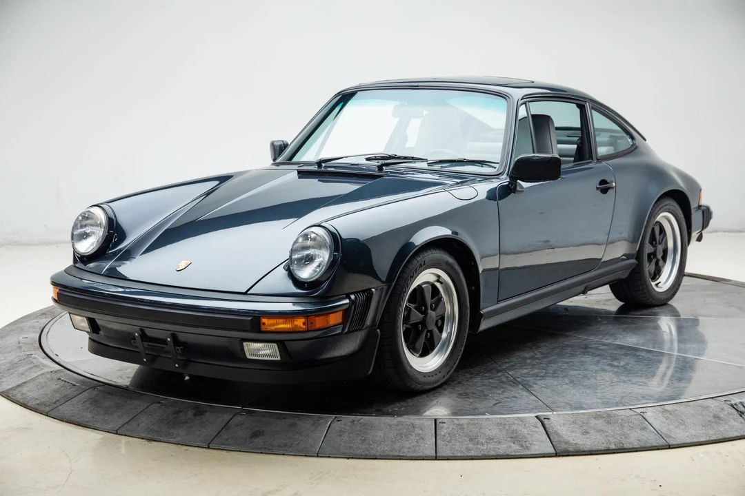 1988 Porsche 911 Carrera 3.2 - Image 2 of 31