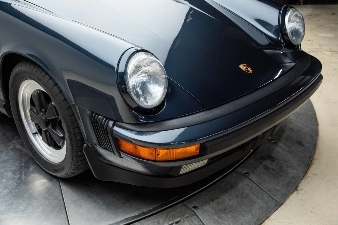 1988 Porsche 911 Carrera 3.2 - Image 24 of 31
