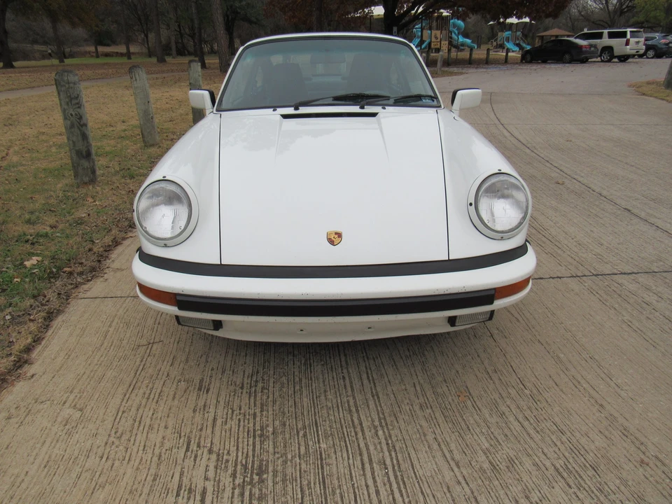 1988 Porsche 911 Carrera 3.2 - Image 2 of 31