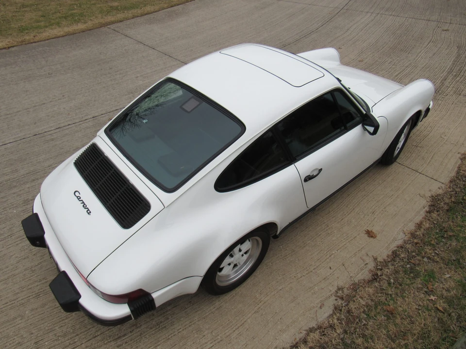 1988 Porsche 911 Carrera 3.2 - Image 6 of 31