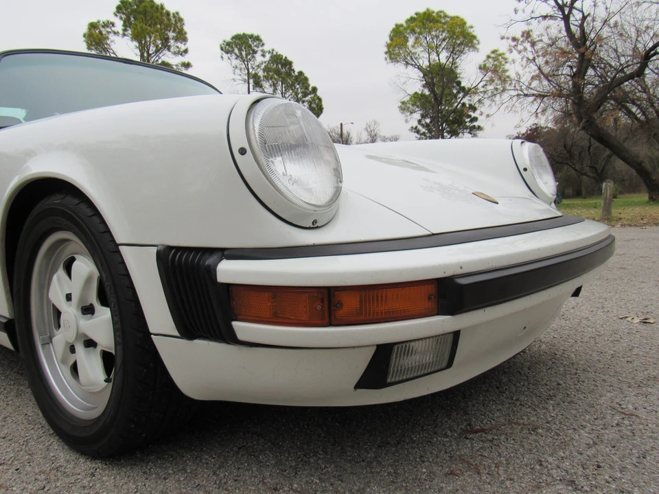 1988 Porsche 911 Carrera 3.2 - Image 18 of 31