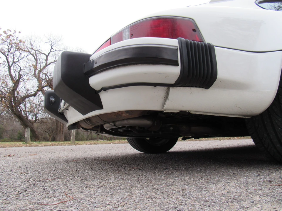 1988 Porsche 911 Carrera 3.2 - Image 30 of 31