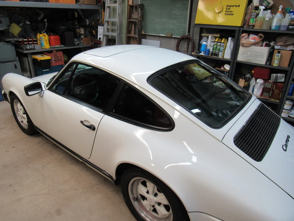 1988 Porsche 911 Carrera 3.2 - Image 10 of 31