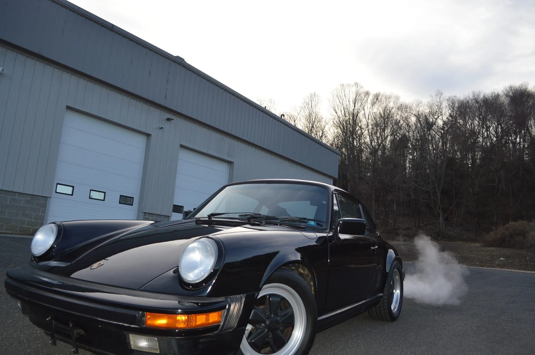 1988 Porsche 911 Carrera 3.2 - Image 20 of 31