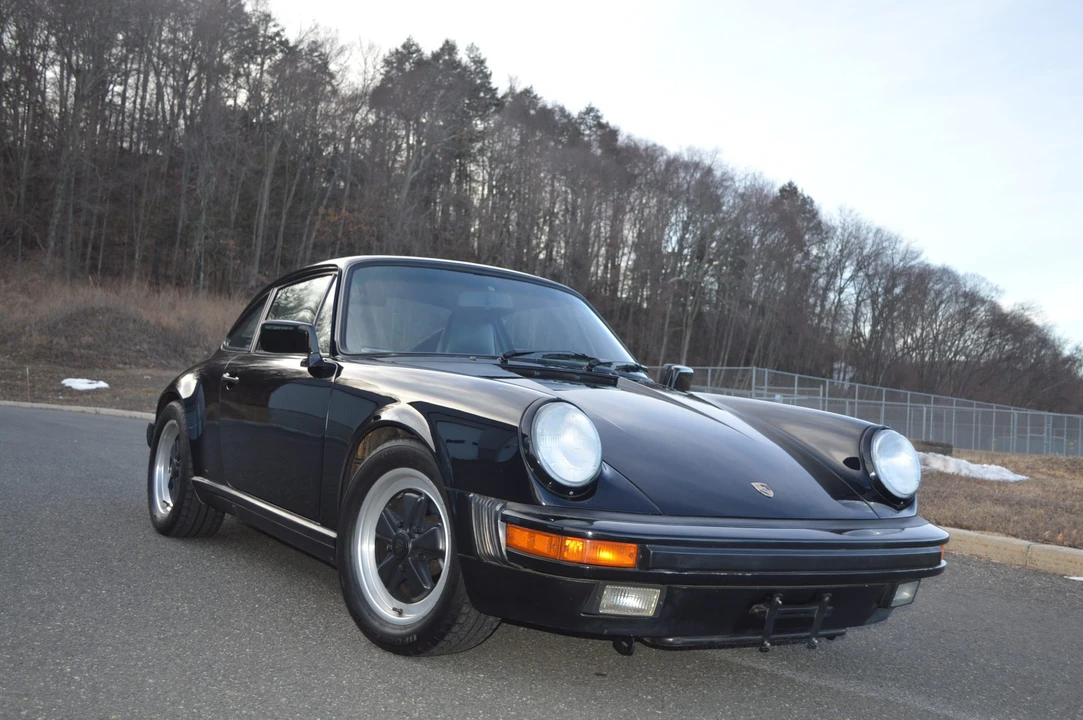 1988 Porsche 911 Carrera 3.2 - Image 10 of 31