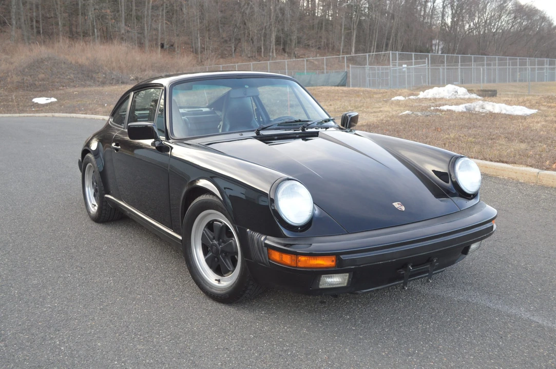 1988 Porsche 911 Carrera 3.2 - Image 8 of 31