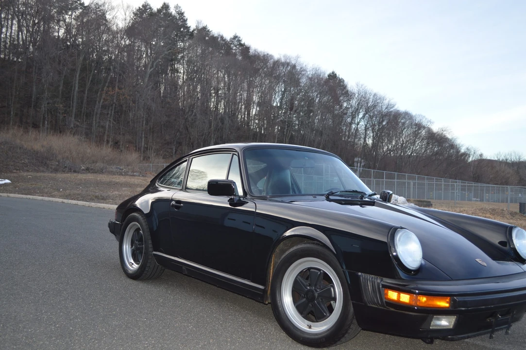1988 Porsche 911 Carrera 3.2 - Image 6 of 31