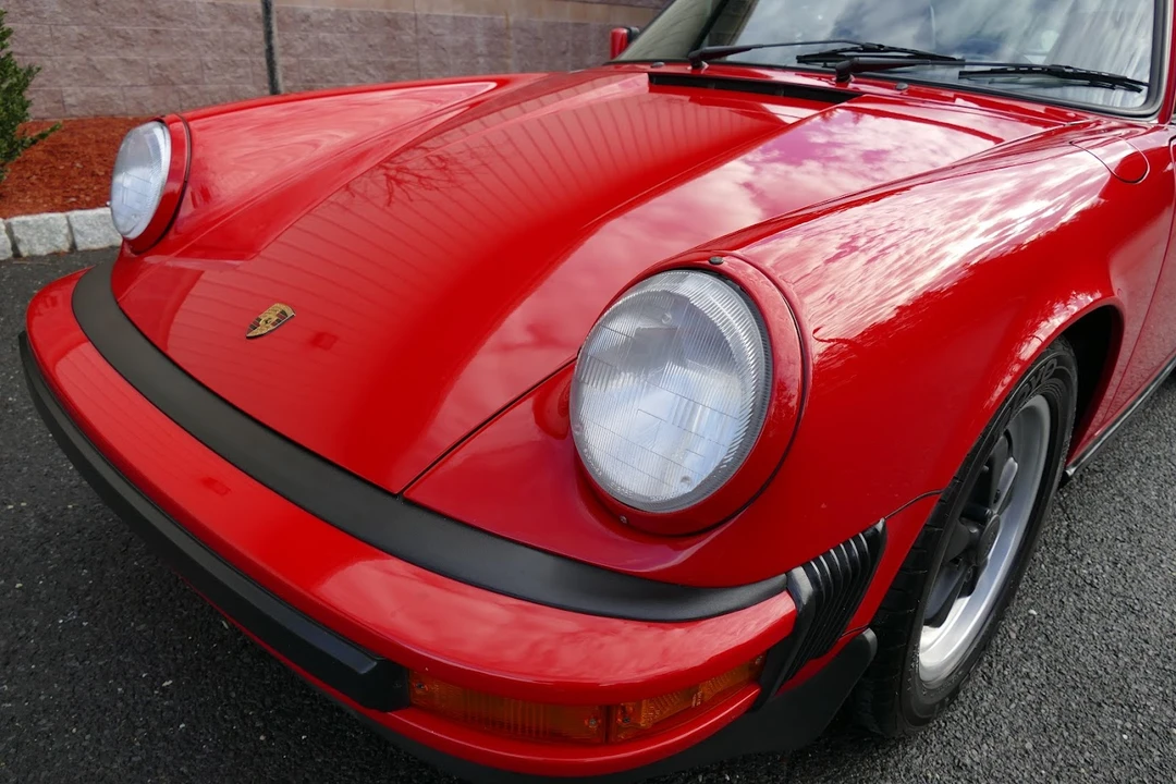1988 Porsche 911 Carrera 3.2 - Image 27 of 31