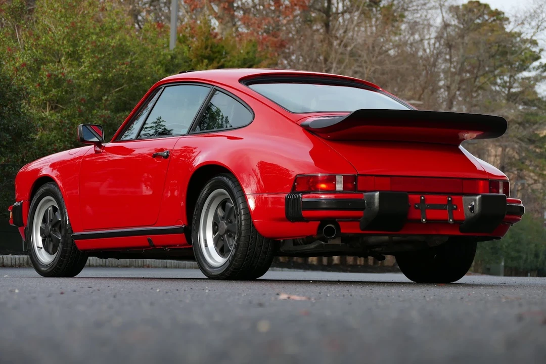 1988 Porsche 911 Carrera 3.2 - Image 8 of 31