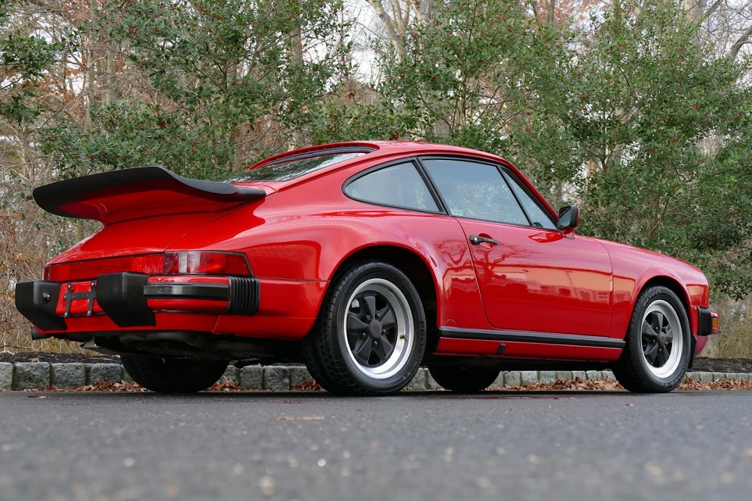 1988 Porsche 911 Carrera 3.2 - Image 15 of 31