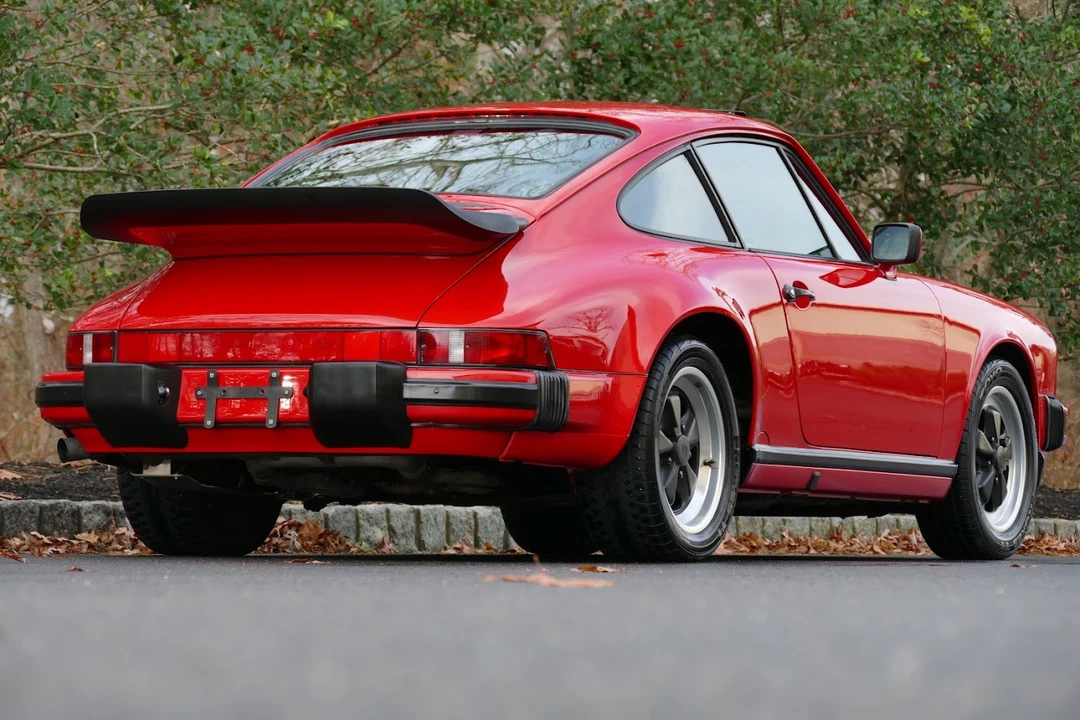 1988 Porsche 911 Carrera 3.2 - Image 14 of 31