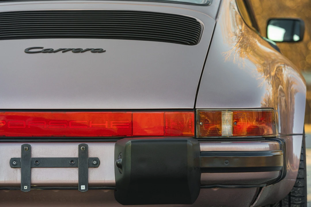 1988 Porsche 911 Carrera 3.2 - Image 24 of 31