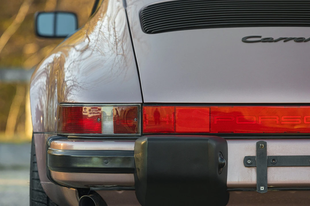 1988 Porsche 911 Carrera 3.2 - Image 22 of 31