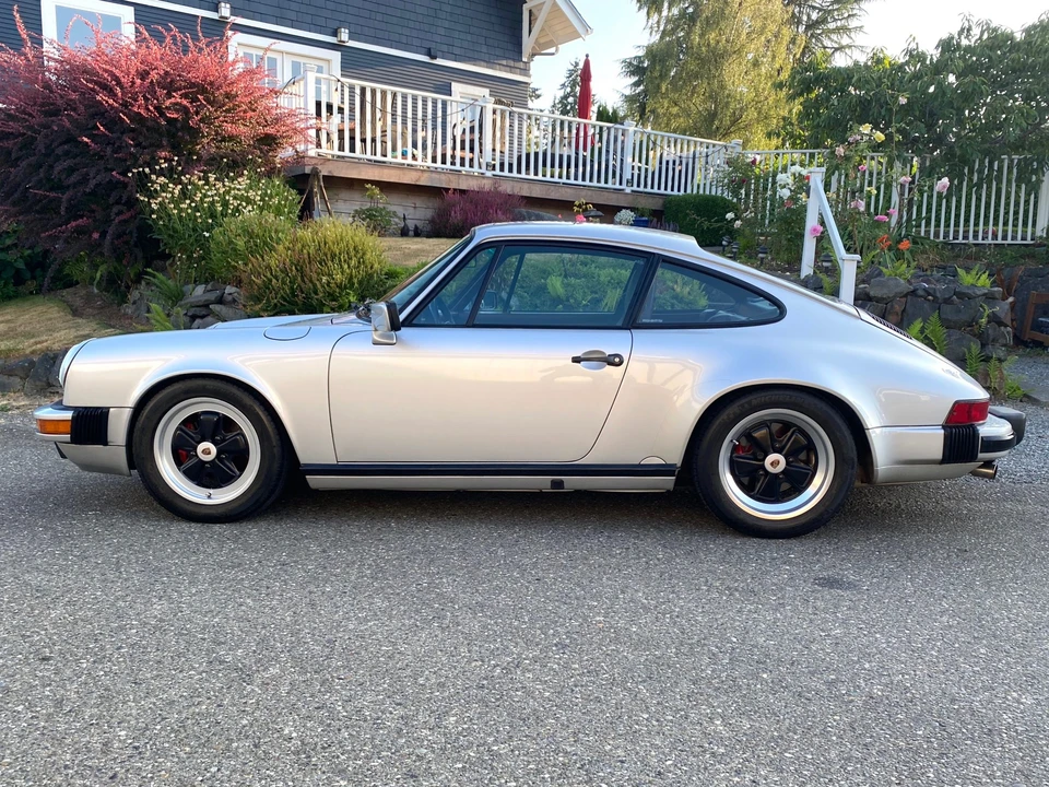 1988 Porsche 911 Carrera 3.2 - Image 18 of 31