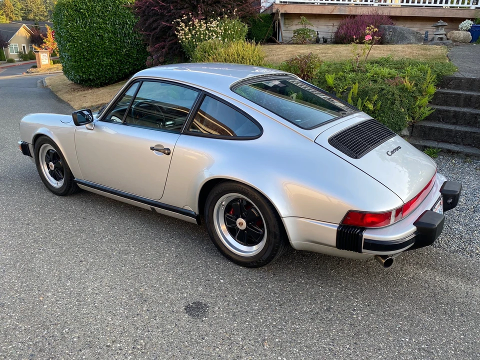 1988 Porsche 911 Carrera 3.2 - Image 20 of 31