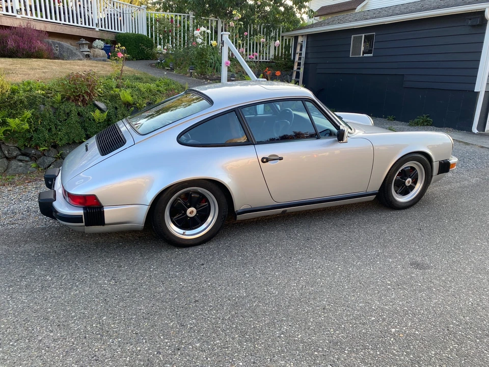 1988 Porsche 911 Carrera 3.2 - Image 30 of 31
