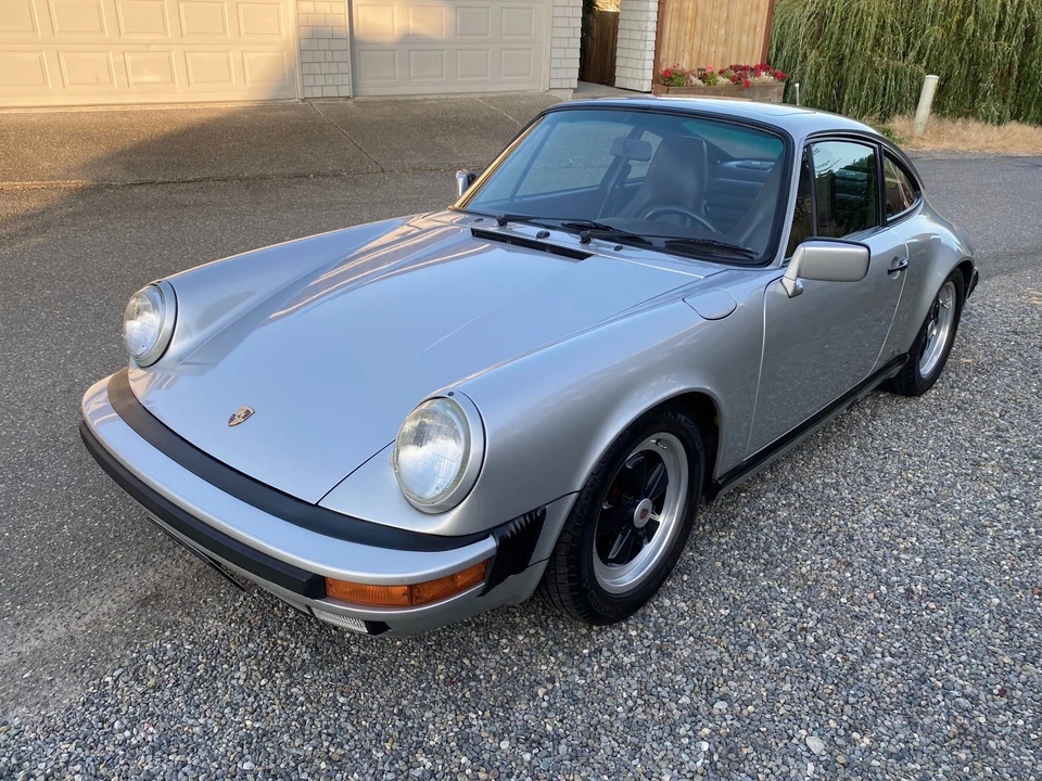 1988 Porsche 911 Carrera 3.2 - Image 6 of 31