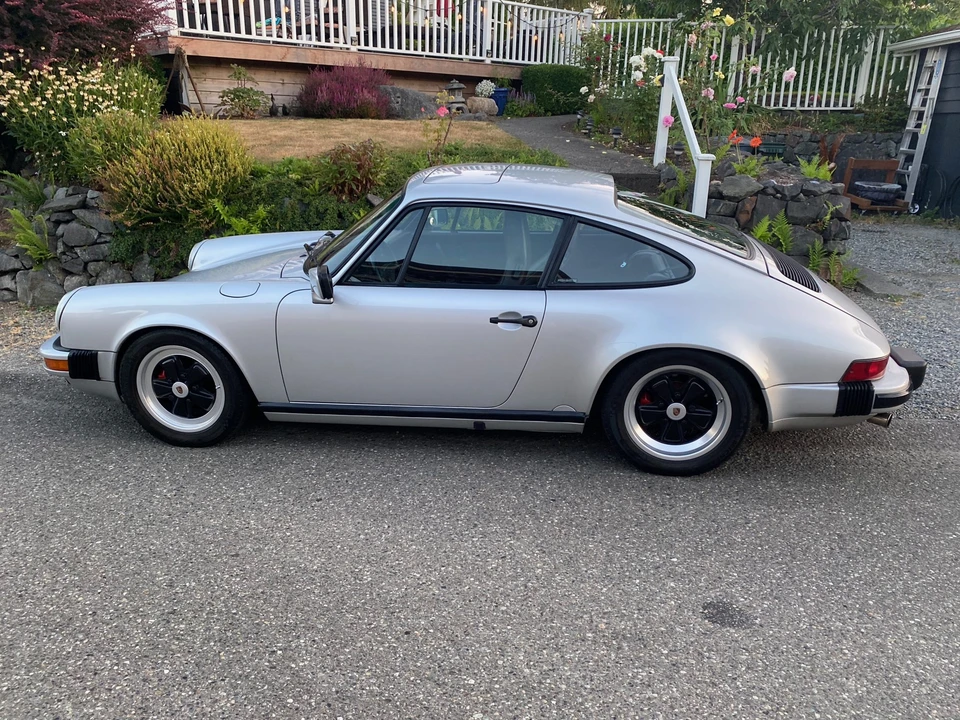 1988 Porsche 911 Carrera 3.2 - Image 16 of 31
