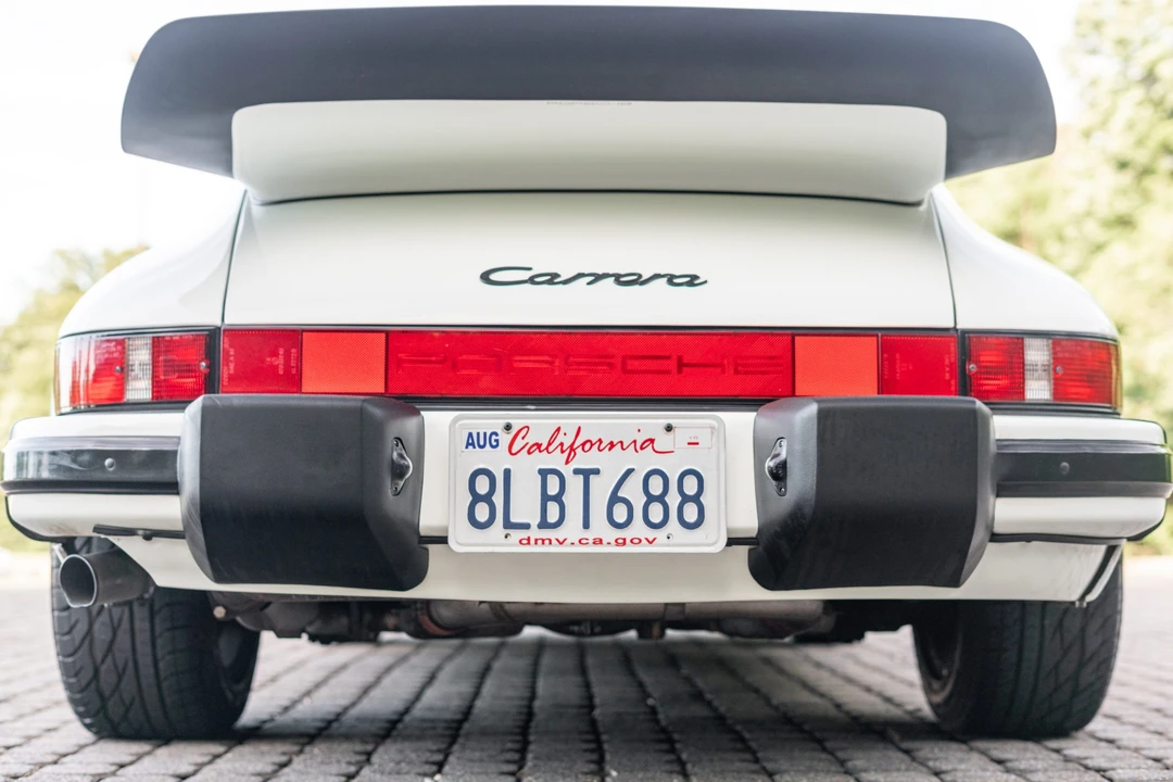 1988 Porsche 911 Carrera 3.2 - Image 12 of 31