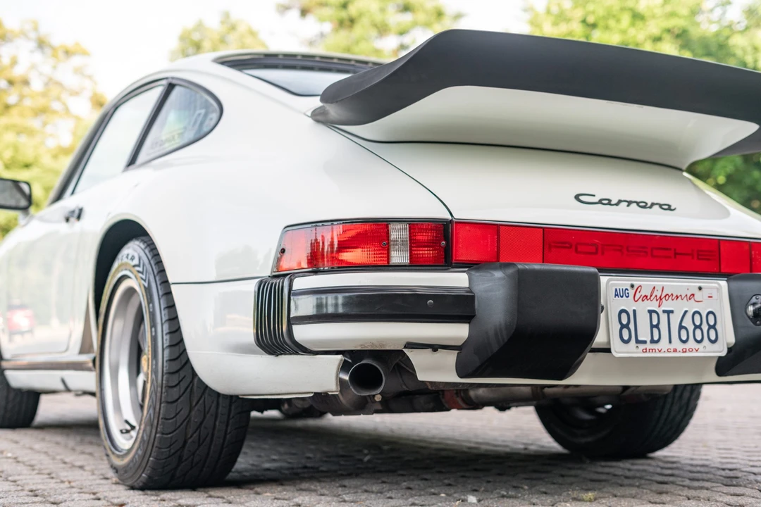 1988 Porsche 911 Carrera 3.2 - Image 29 of 31