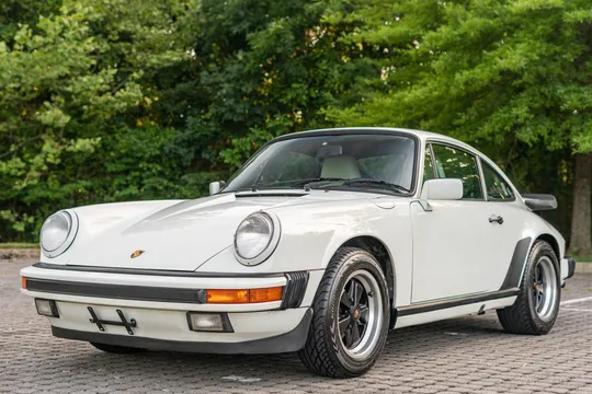 1988 Porsche 911 Carrera 3.2 - Image 2 of 31