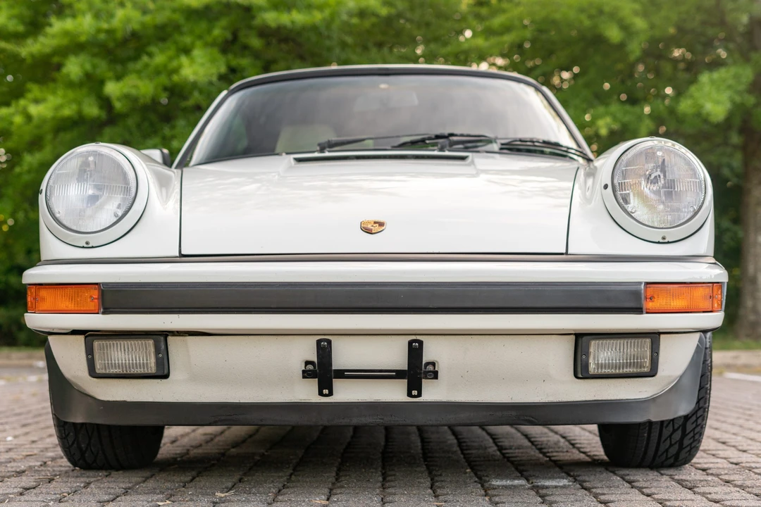 1988 Porsche 911 Carrera 3.2 - Image 21 of 31