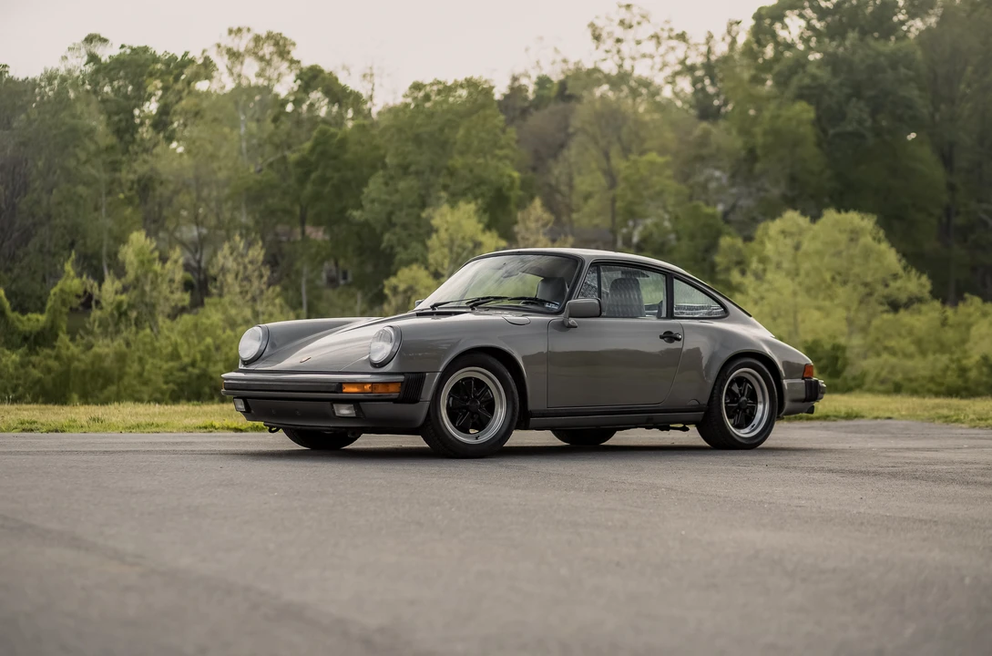 1988 Porsche 911 Carrera 3.2 - Image 16 of 31
