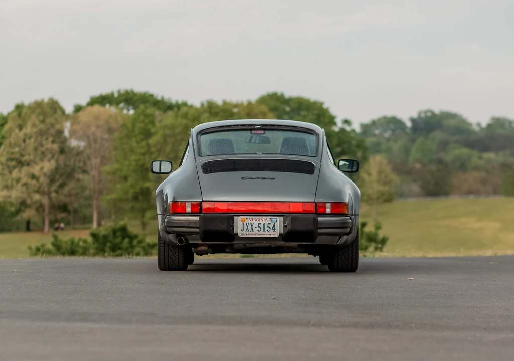 1988 Porsche 911 Carrera 3.2 - Image 10 of 31