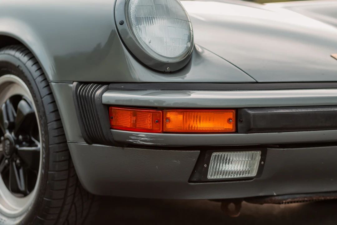 1988 Porsche 911 Carrera 3.2 - Image 22 of 31