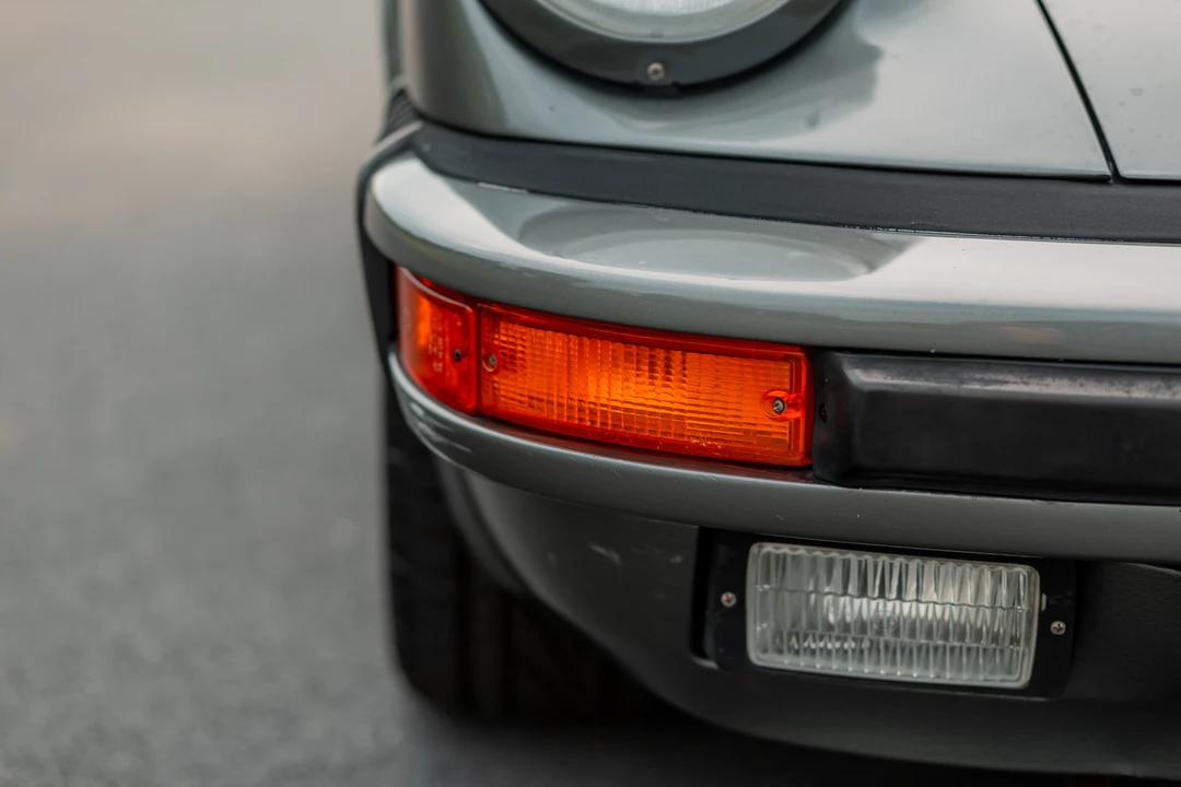 1988 Porsche 911 Carrera 3.2 - Image 26 of 31