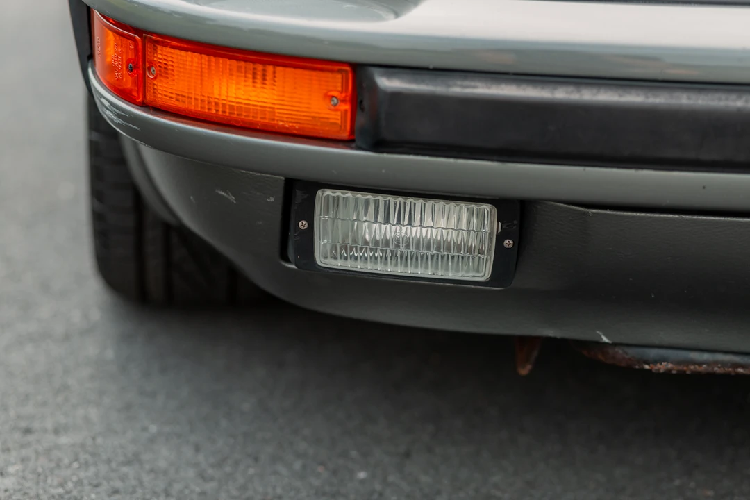 1988 Porsche 911 Carrera 3.2 - Image 27 of 31