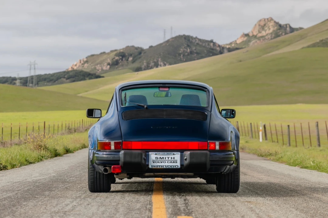 1988 Porsche 911 Carrera 3.2 - Image 5 of 31