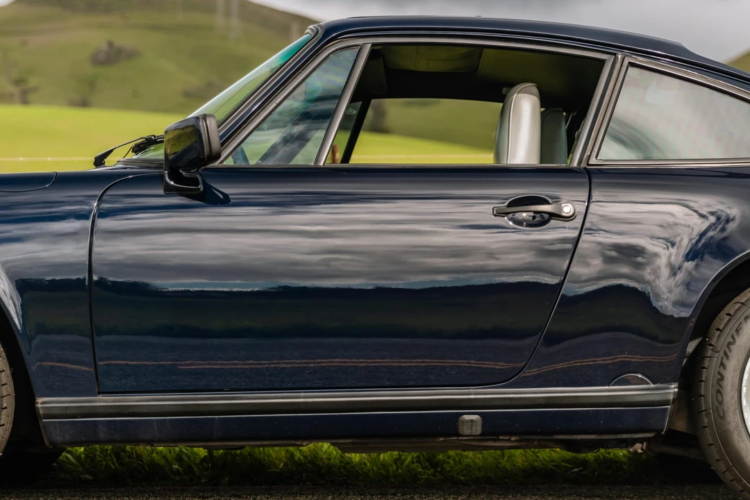 1988 Porsche 911 Carrera 3.2 - Image 25 of 31