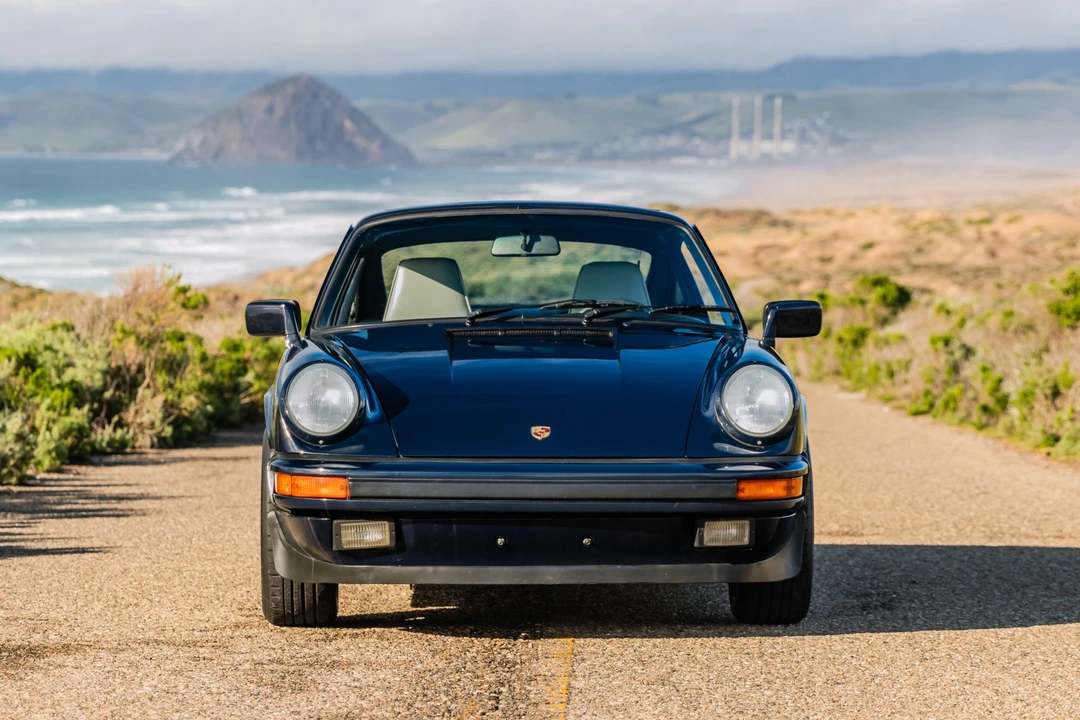 1988 Porsche 911 Carrera 3.2 - Image 17 of 31