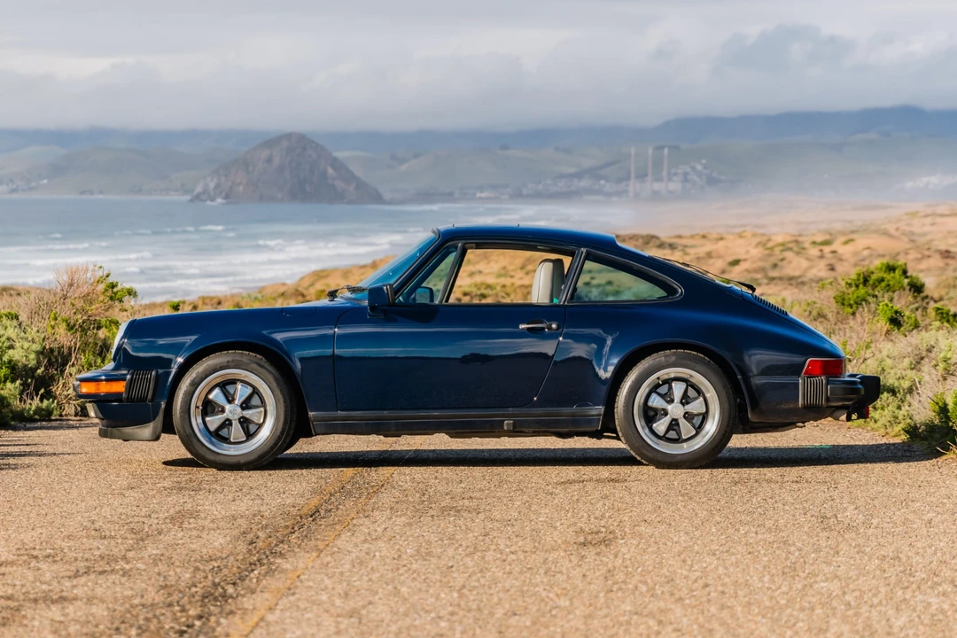 1988 Porsche 911 Carrera 3.2 - Image 11 of 31