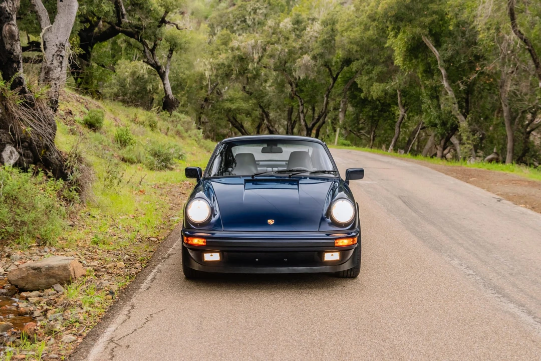 1988 Porsche 911 Carrera 3.2 - Image 18 of 31