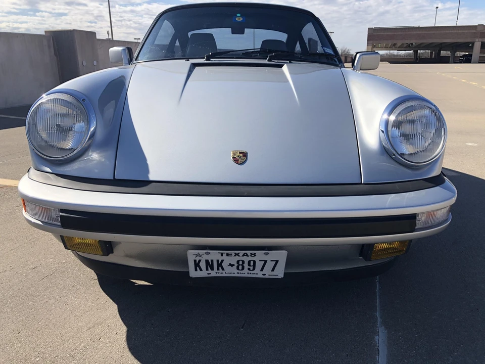 1988 Porsche 911 Carrera 3.2 - Image 10 of 31