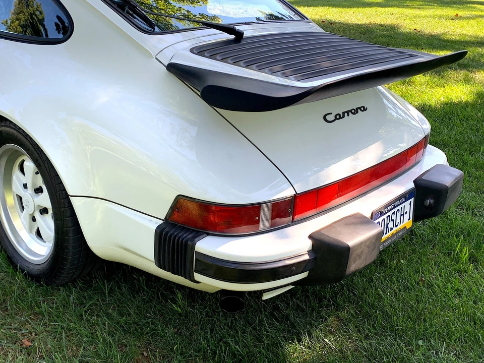 1988 Porsche 911 Carrera 3.2 - Image 18 of 31