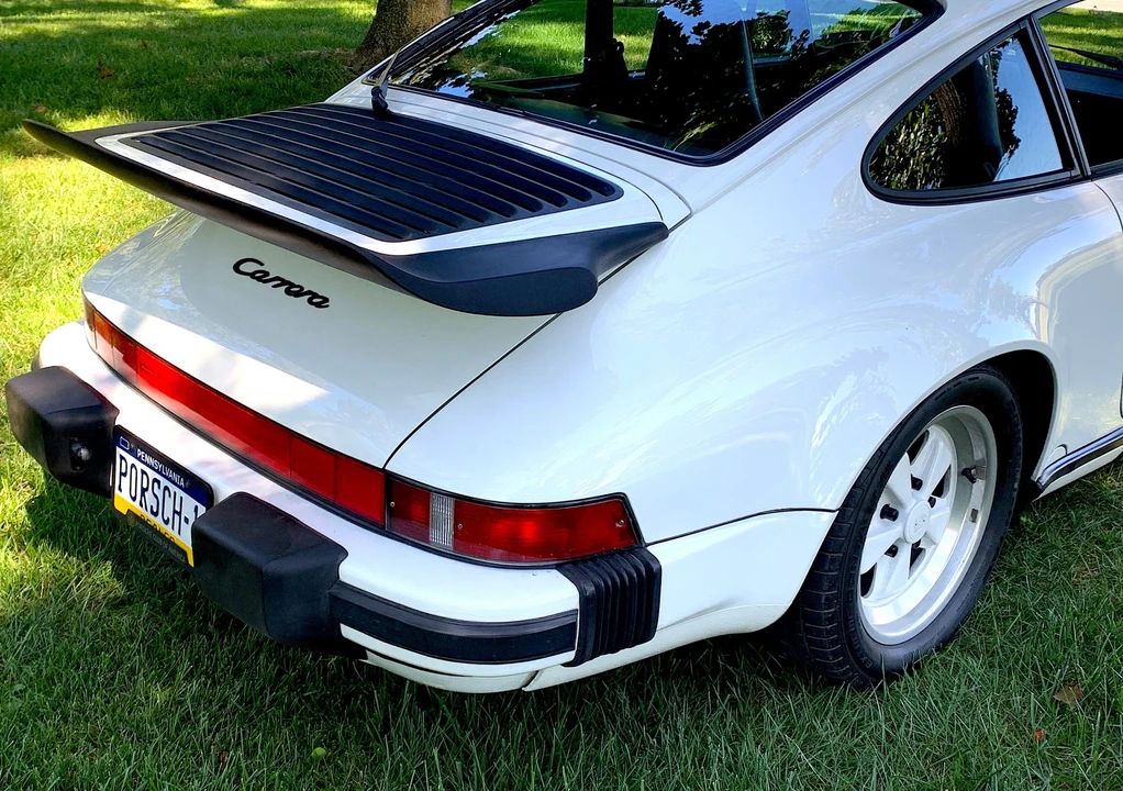 1988 Porsche 911 Carrera 3.2 - Image 19 of 31