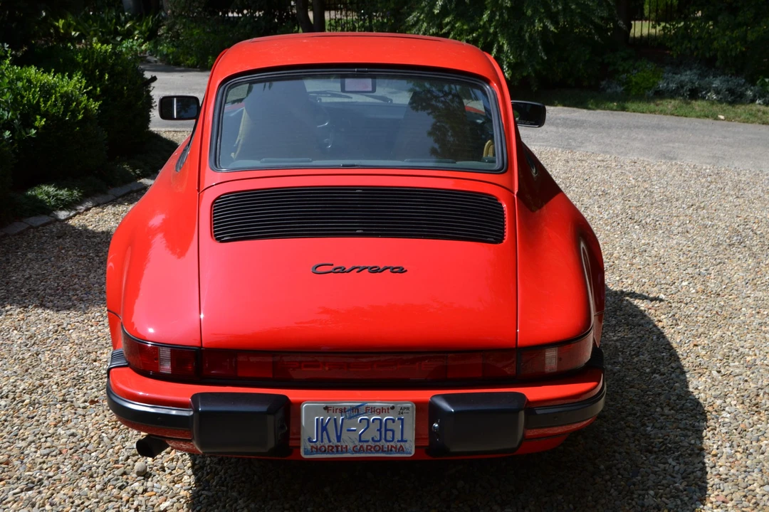 1988 Porsche 911 Carrera 3.2 - Image 9 of 31