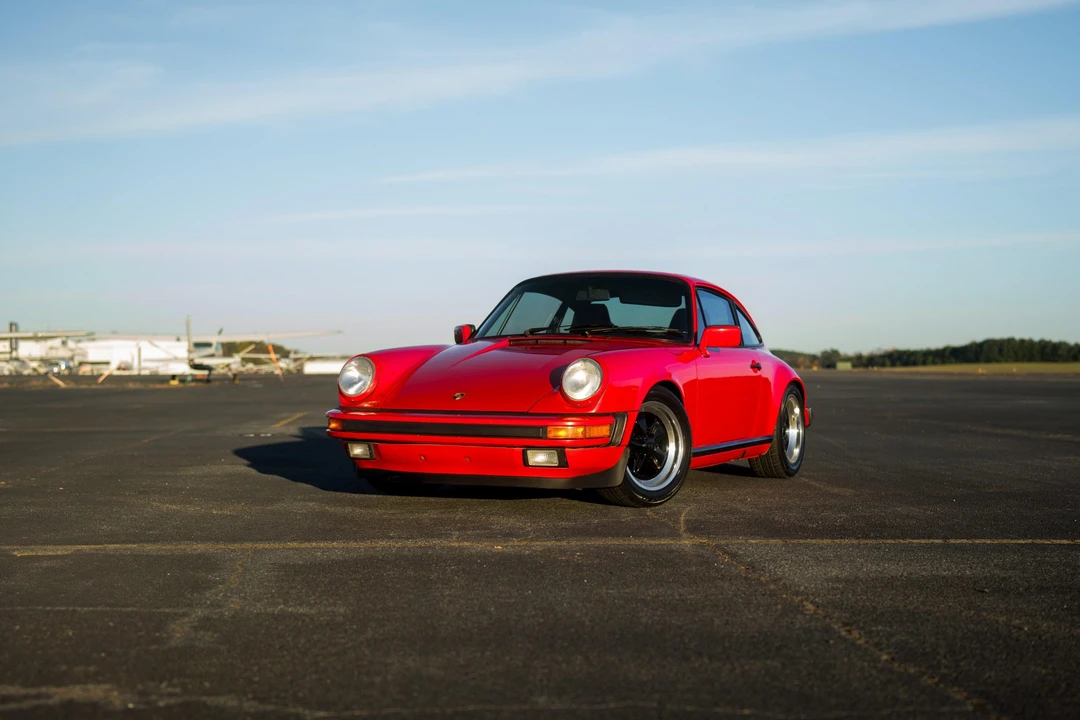 1988 Porsche 911 Carrera 3.2 - Image 2 of 31