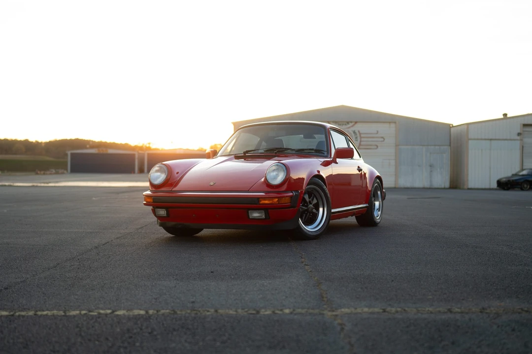1988 Porsche 911 Carrera 3.2 - Image 26 of 31