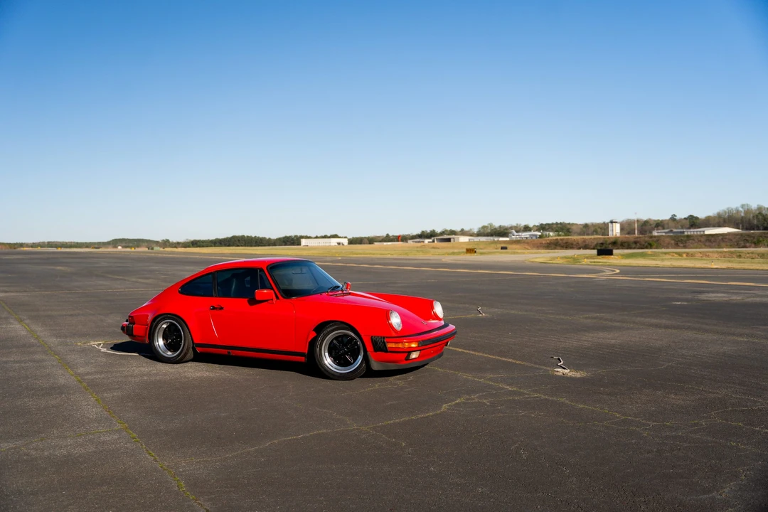1988 Porsche 911 Carrera 3.2 - Image 12 of 31