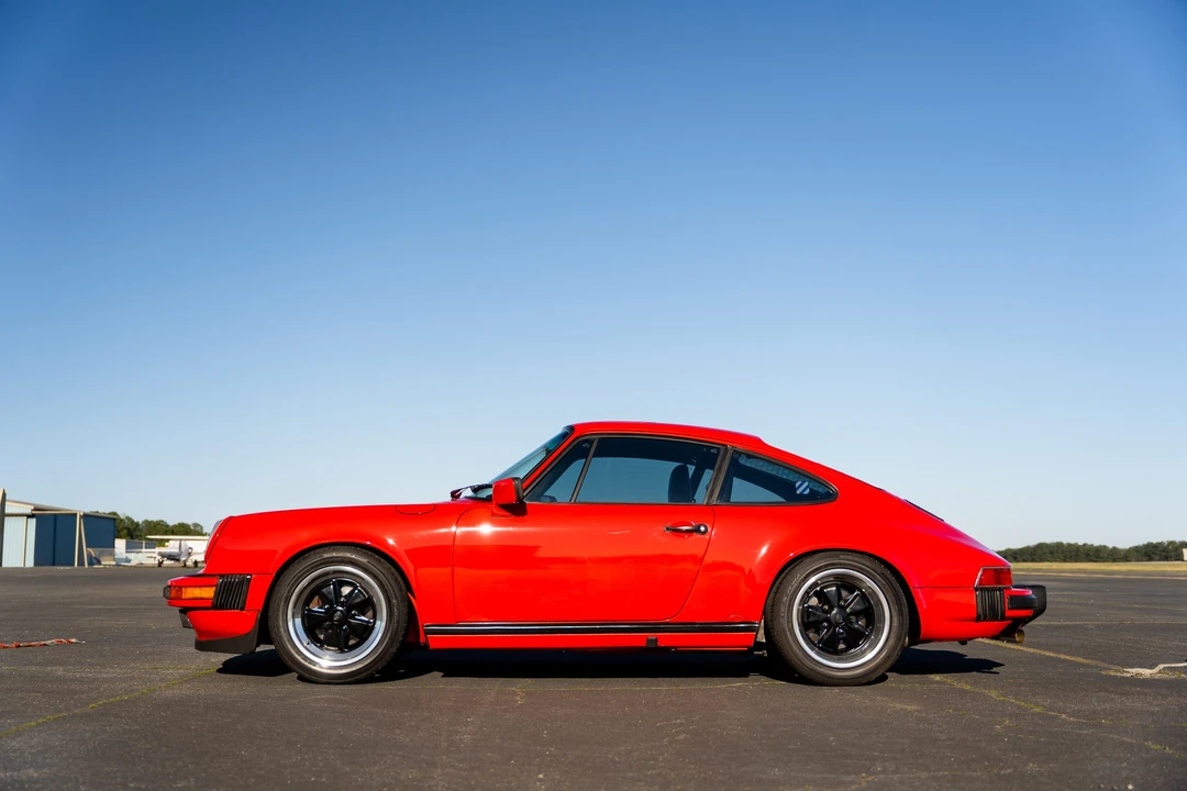 1988 Porsche 911 Carrera 3.2 - Image 5 of 31