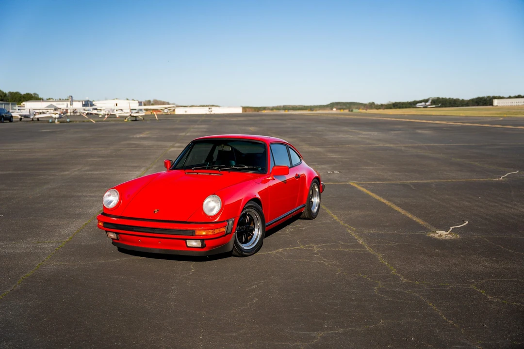 1988 Porsche 911 Carrera 3.2 - Image 3 of 31
