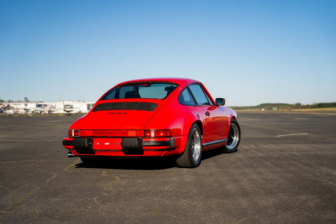 1988 Porsche 911 Carrera 3.2 - Image 9 of 31