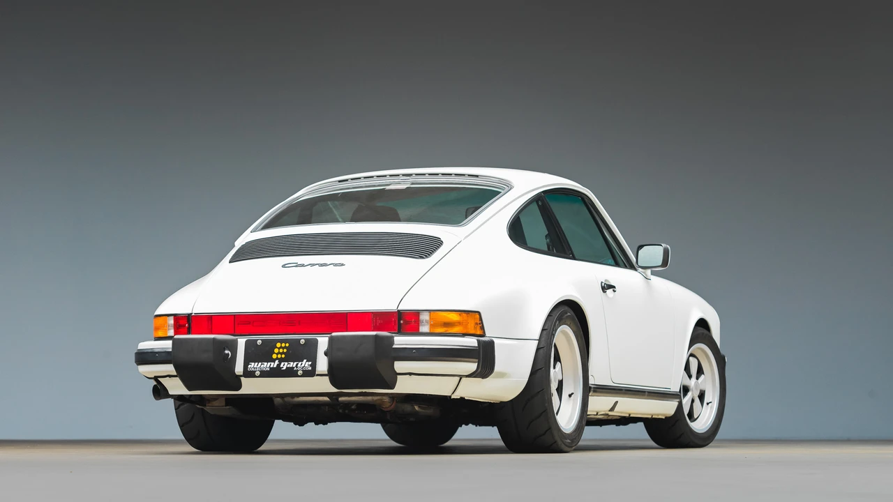 1988 Porsche 911 Carrera 3.2 - Image 23 of 31
